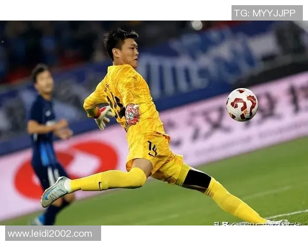 中超激战亚泰主场迎战智诚争夺关键三分的精彩对决