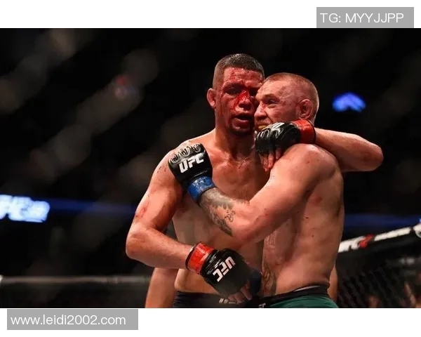 嘴炮与阿尔瓦雷兹的巅峰对决谁将成为拳坛新王者